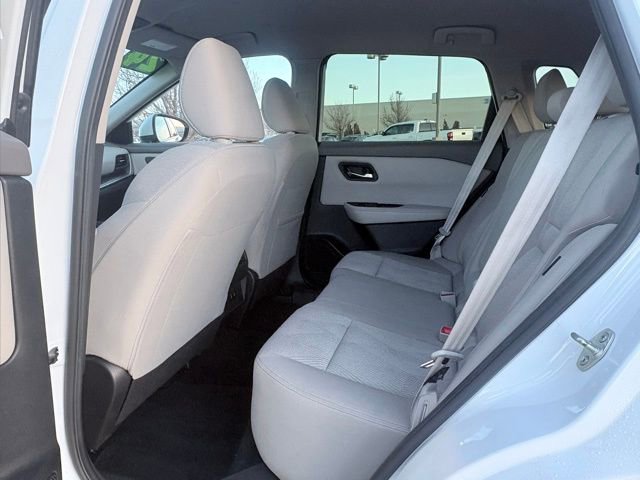 Used 2024 Nissan Rogue SV image 24