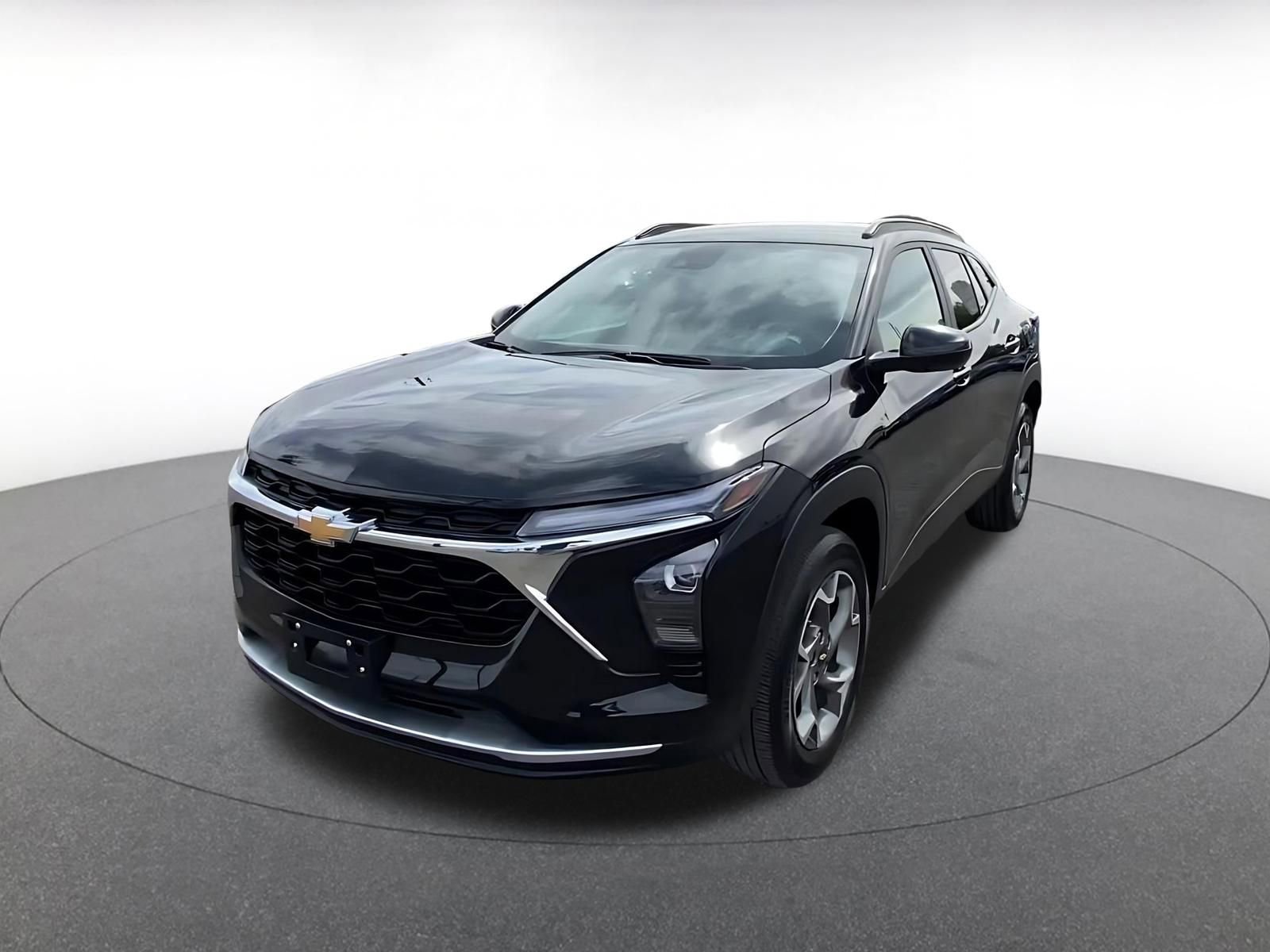 Used 2025 Chevrolet Trax LT w/ LT Convenience Package FWD image 7