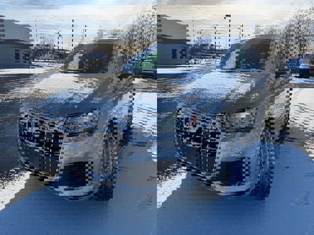 Used 2021 Audi Q7 3.0T Premium Plus image 3