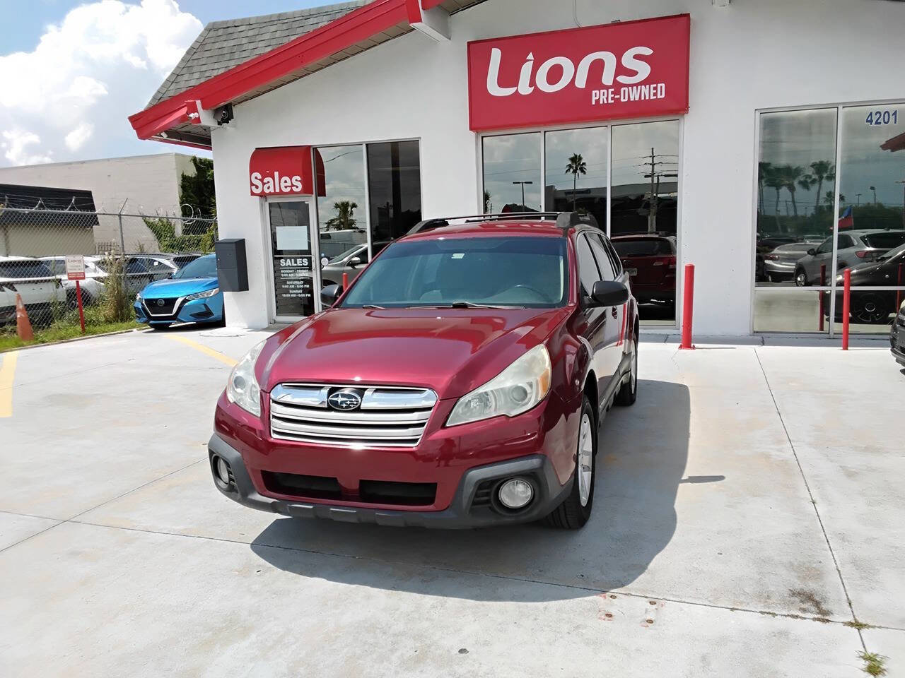 Used 2014 Subaru Outback 2.5i w/ Alloy Wheel Package image 13