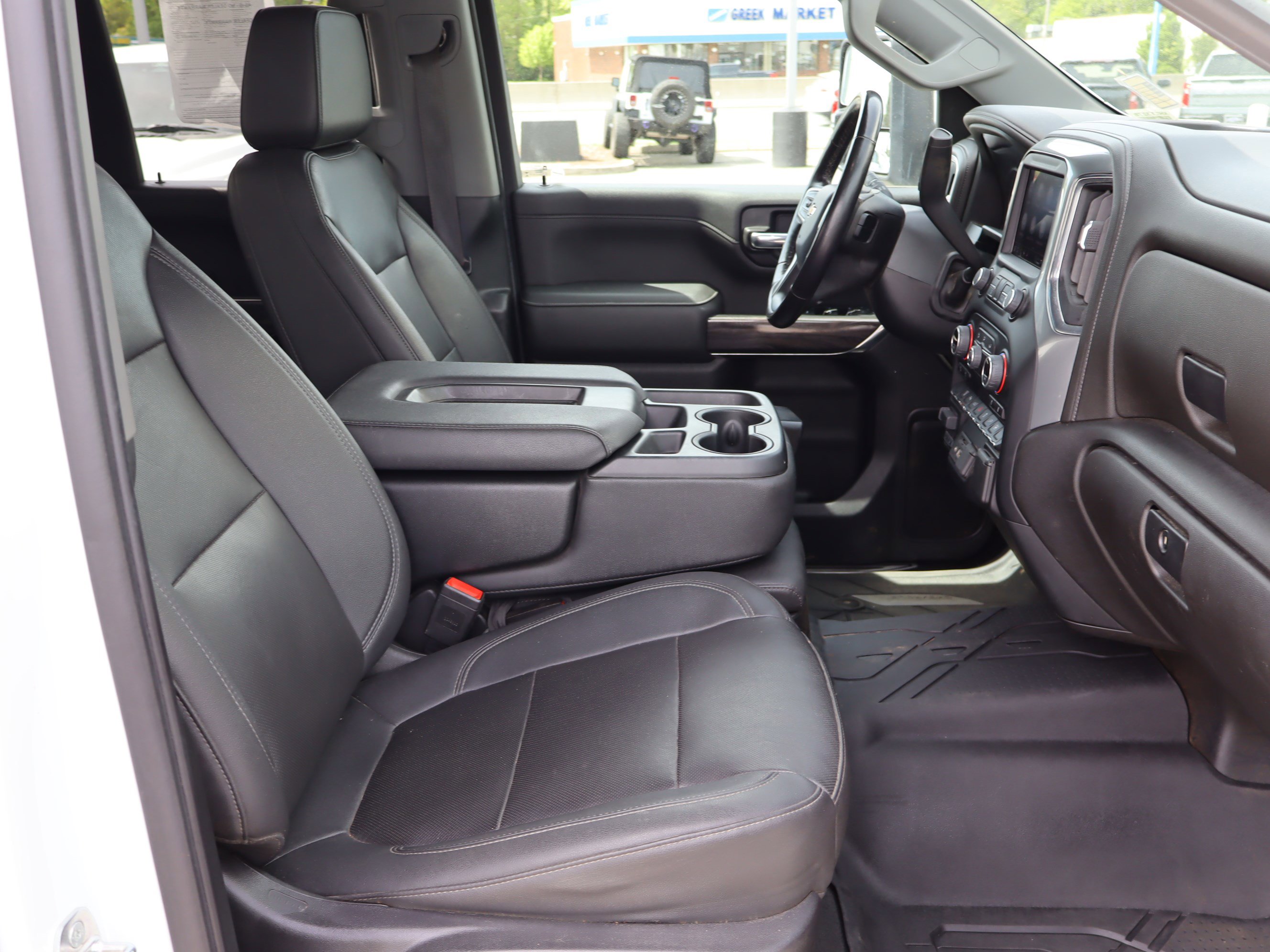Used 2022 Chevrolet Silverado 2500 LTZ w/ Safety Package AWD/4WD image 38