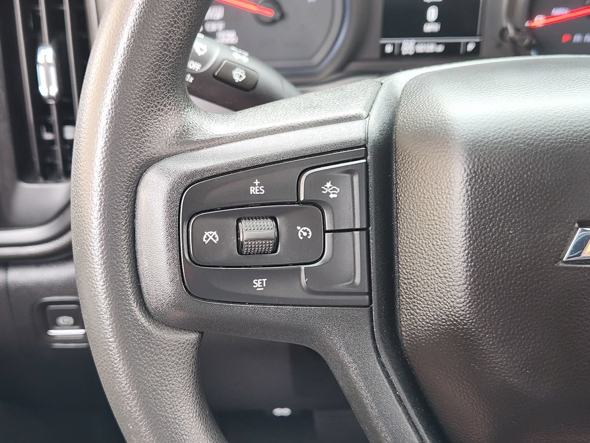 Used 2023 Chevrolet Silverado 1500 Custom AWD/4WD image 46
