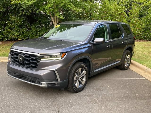 Used 2023 Honda Pilot EX-L image 3