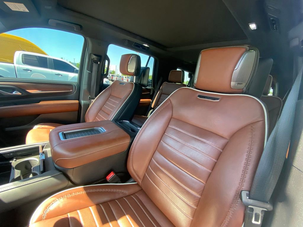 Used 2024 GMC Yukon Denali Ultimate AWD/4WD image 20