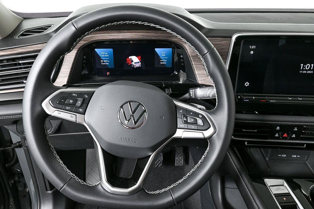 New 2026 Volkswagen Atlas SEL AWD/4WD image 8