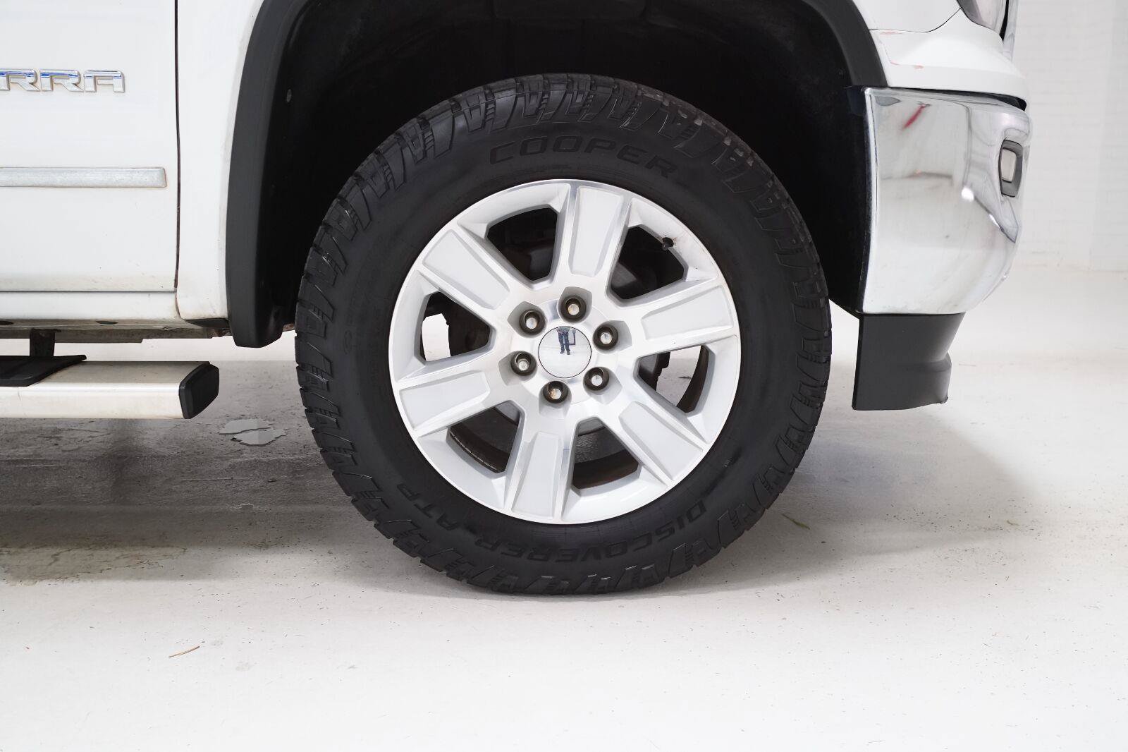 Used 2017 GMC Sierra 1500 SLE w/ SLE Value Package RWD image 26