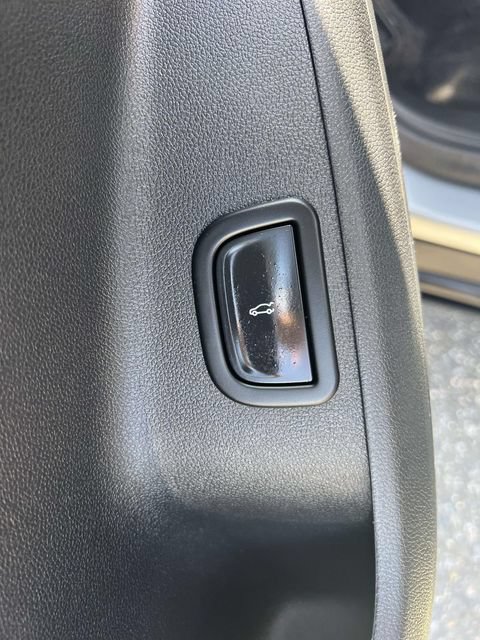 Certified 2024 Chevrolet Traverse LS AWD/4WD image 19