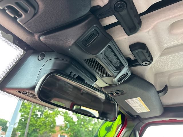 Used 2025 Jeep Wrangler Unlimited Sahara w/ Safety Group AWD/4WD image 26