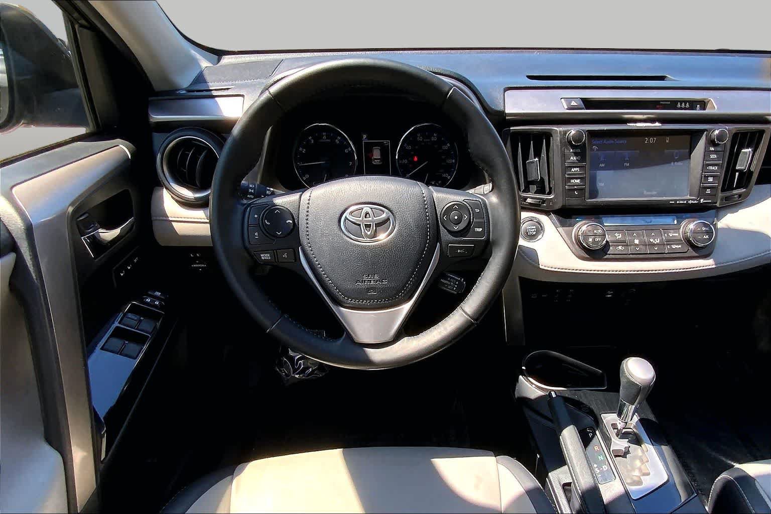 Used 2018 Toyota RAV4 Limited w/ All Weather Liner Package AWD/4WD image 6