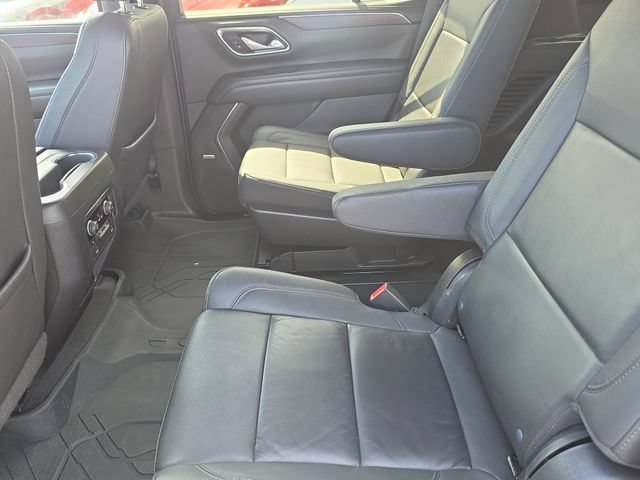 Used 2022 Chevrolet Tahoe Z71 w/ Luxury Package AWD/4WD image 10