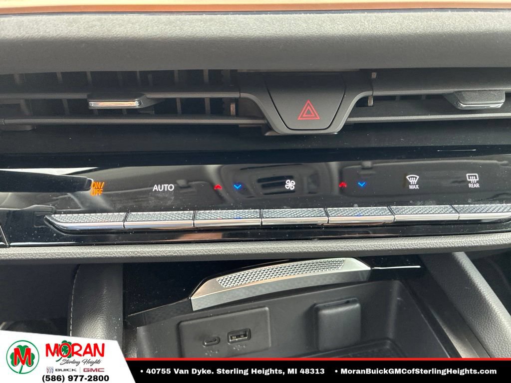 Certified 2024 Buick Envision Sport Touring AWD/4WD image 12