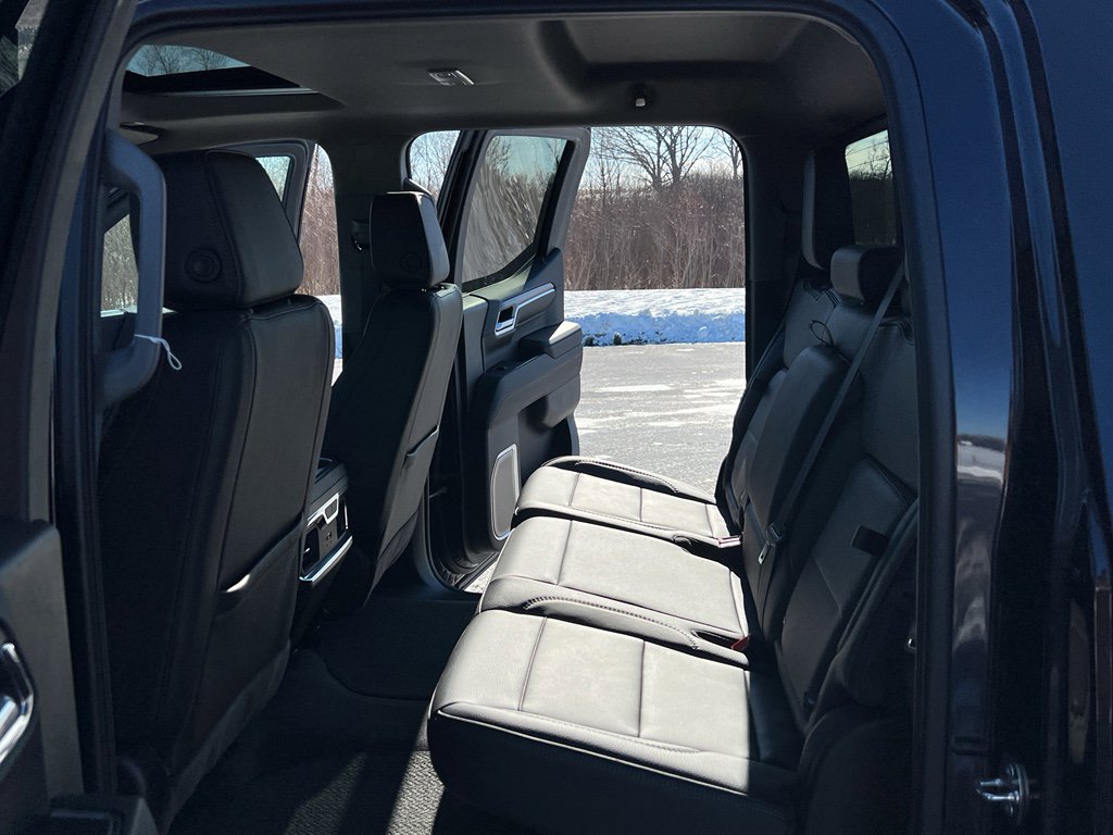 Used 2024 GMC Sierra 1500 Denali AWD/4WD image 36