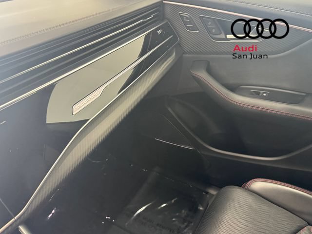 Used 2024 Audi RS Q8 AWD/4WD image 33