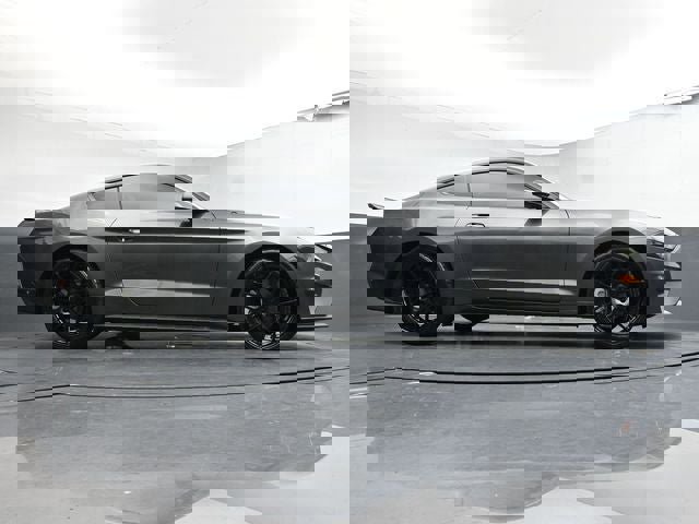 Used 2020 Ford Mustang EcoBoost image 32