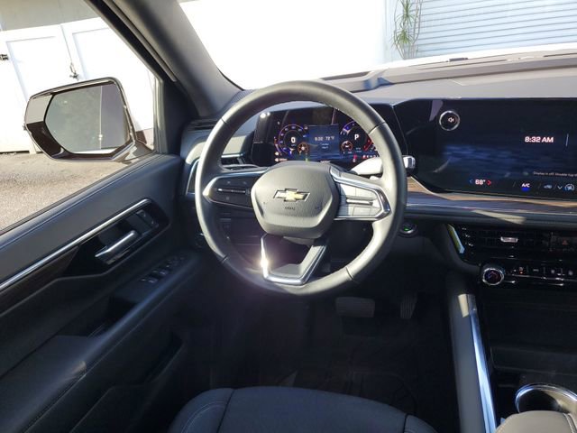 Used 2025 Chevrolet Tahoe LS RWD image 11