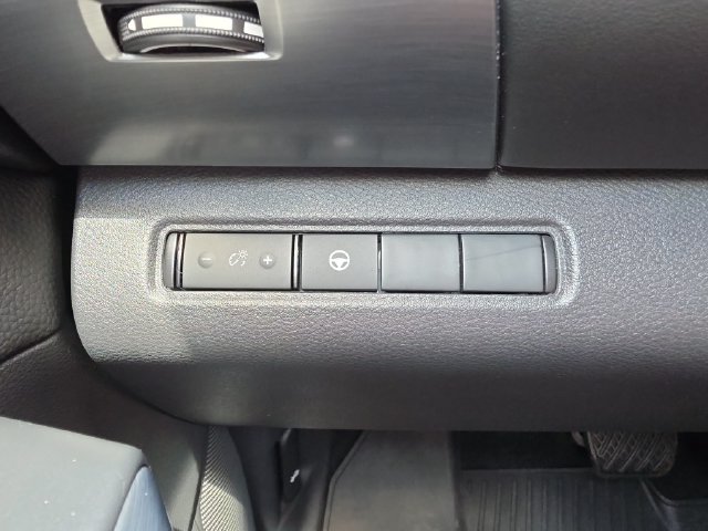 Used 2023 Nissan Pathfinder Rock Creek AWD/4WD image 23