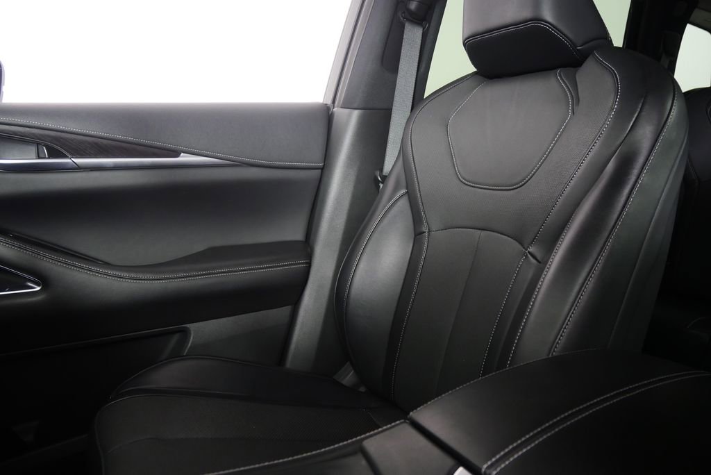 Used 2022 INFINITI QX60 Sensory w/ Vision Package image 29