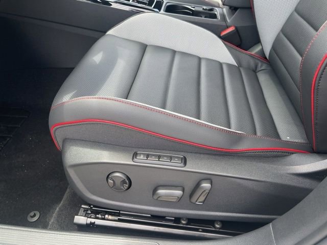 New 2025 Volkswagen GTI SE image 26