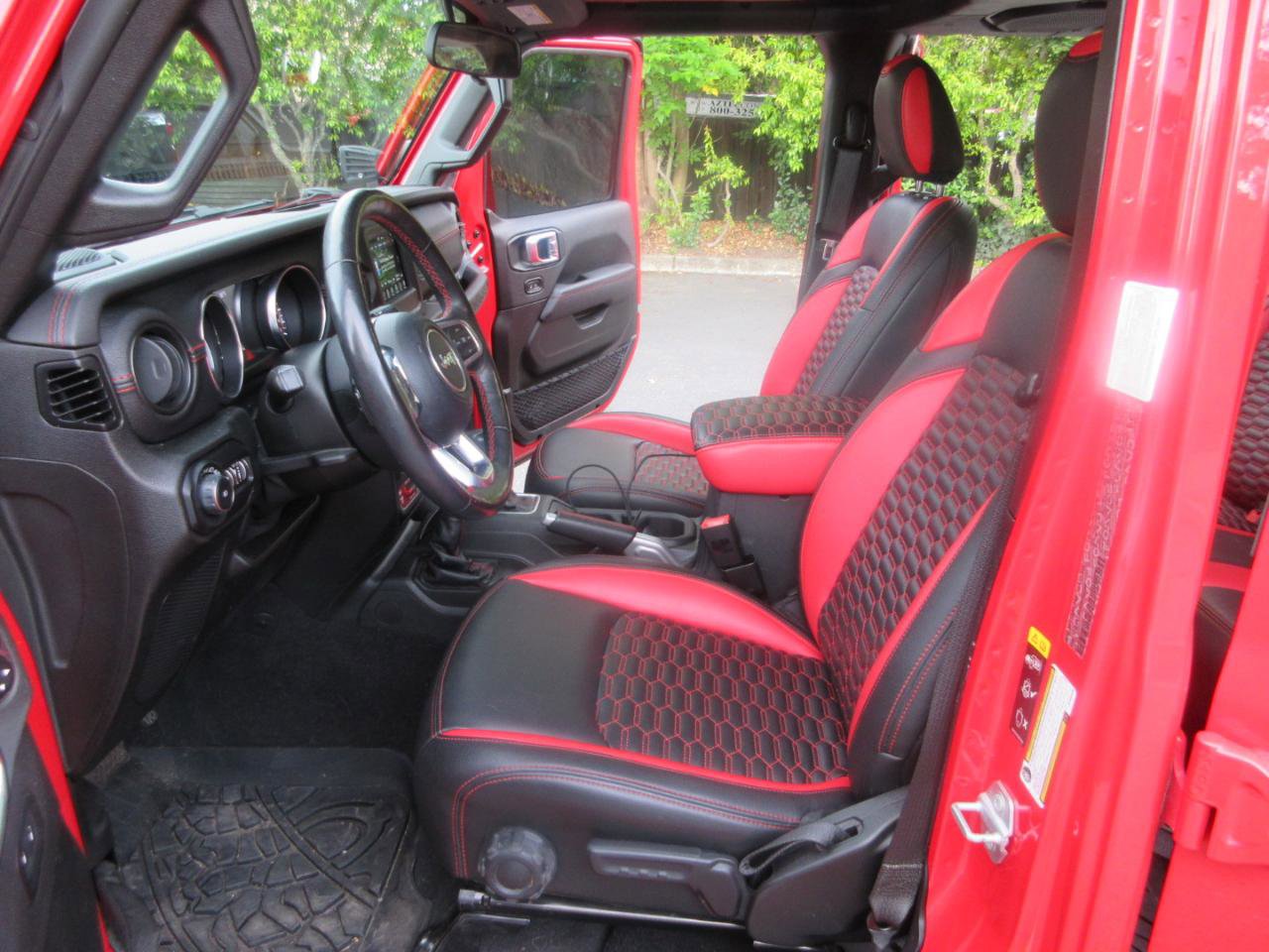 Used 2021 Jeep Wrangler Unlimited Rubicon w/ Dual Top Group image 7