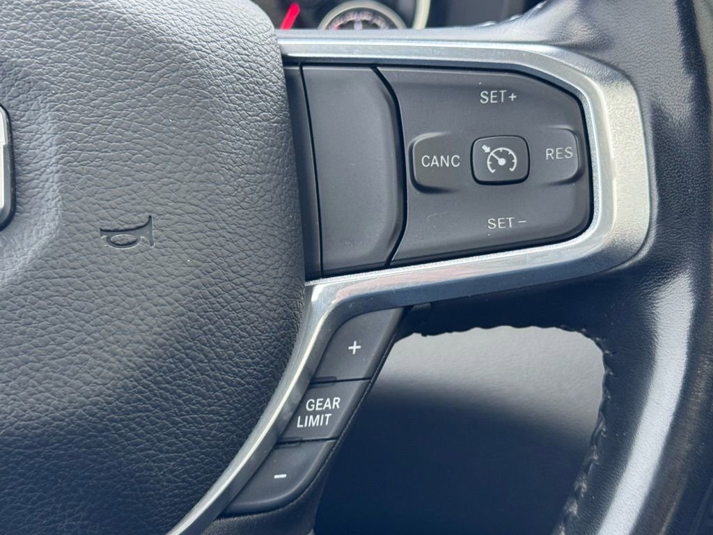 Used 2022 RAM 1500 Laramie w/ Sport Appearance Package image 10