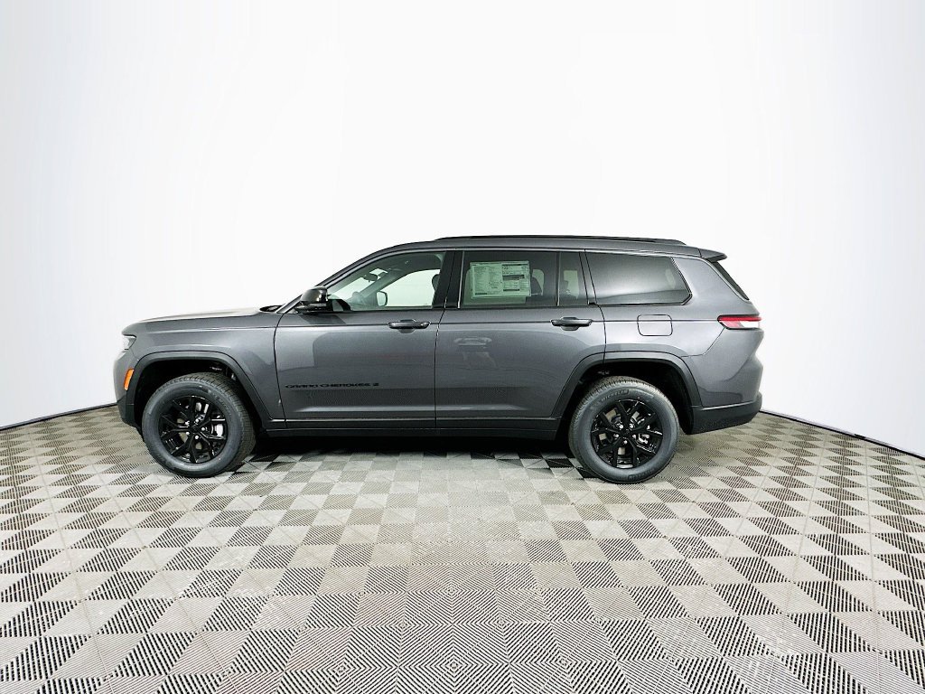 New 2026 Jeep Grand Cherokee L 4WD image 5