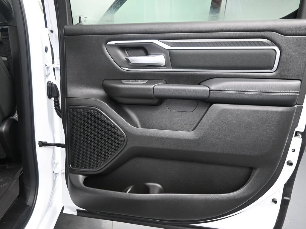 New 2026 RAM 1500 Big Horn AWD/4WD image 16