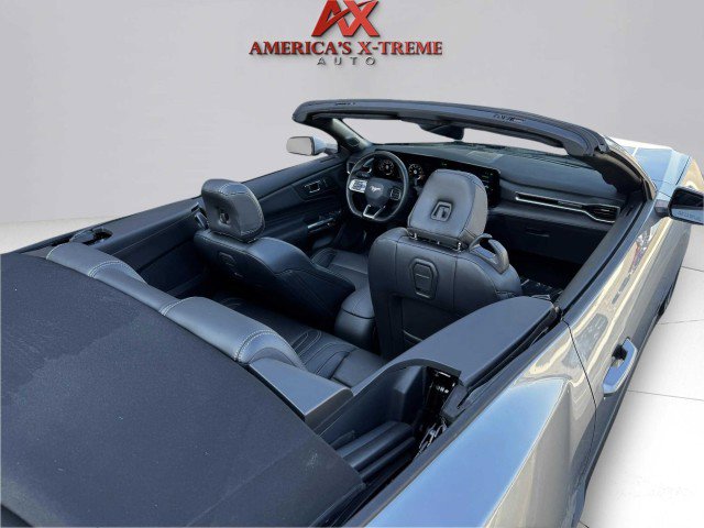 Used 2025 Ford Mustang Premium image 44