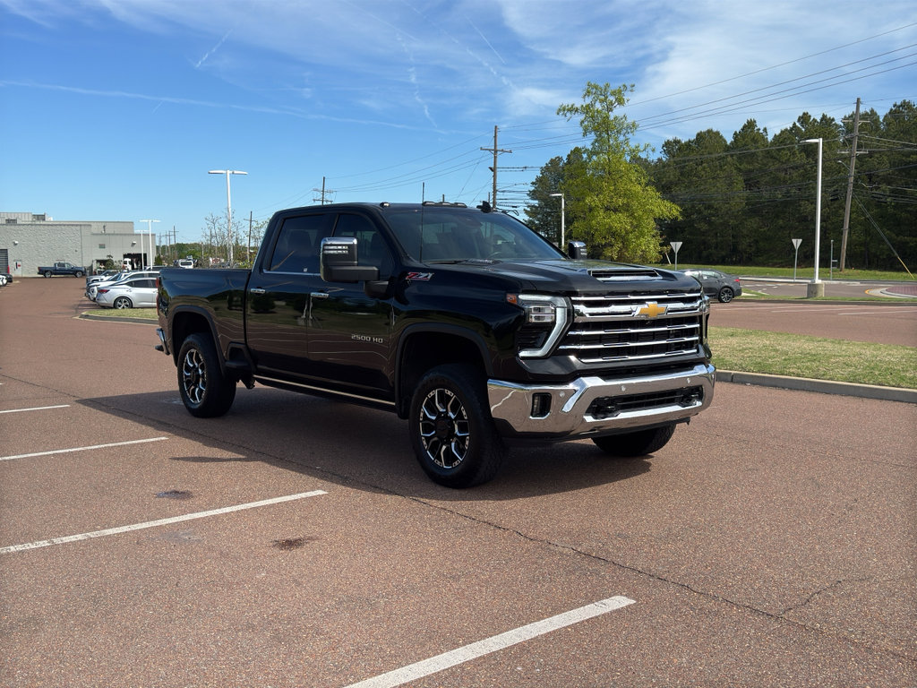 Used 2024 Chevrolet Silverado 2500 LTZ w/ LTZ Plus Package image 3