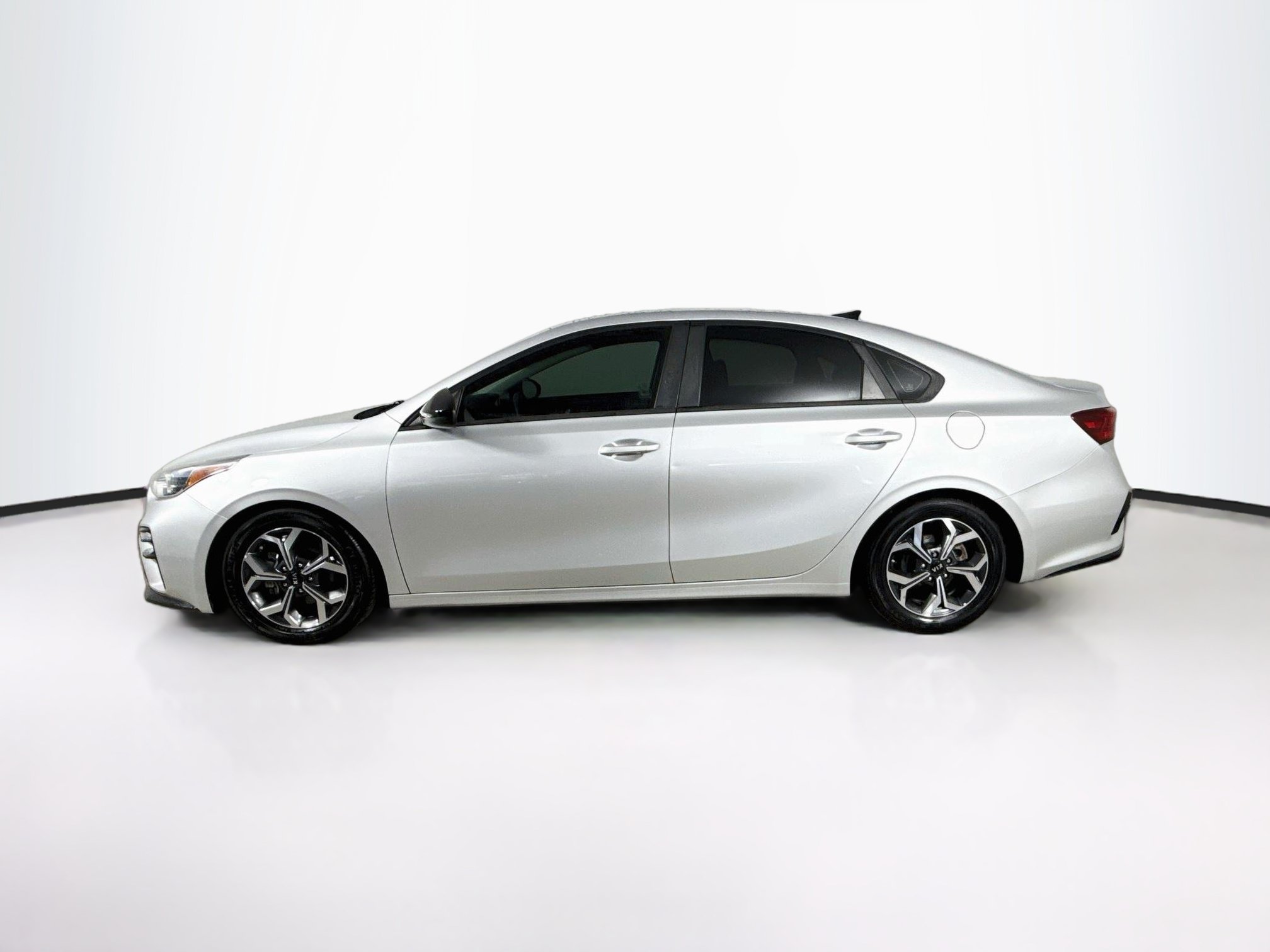 Used 2019 Kia Forte LXS FWD image 7