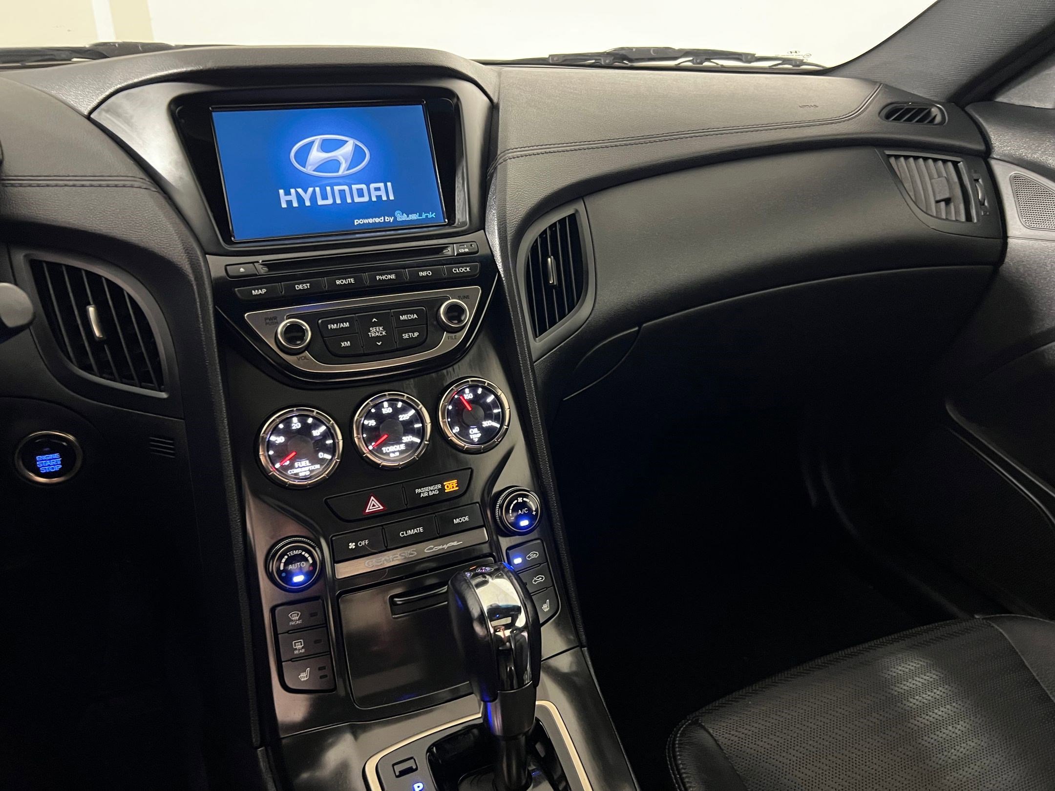 Used 2013 Hyundai Genesis 3.8 image 28