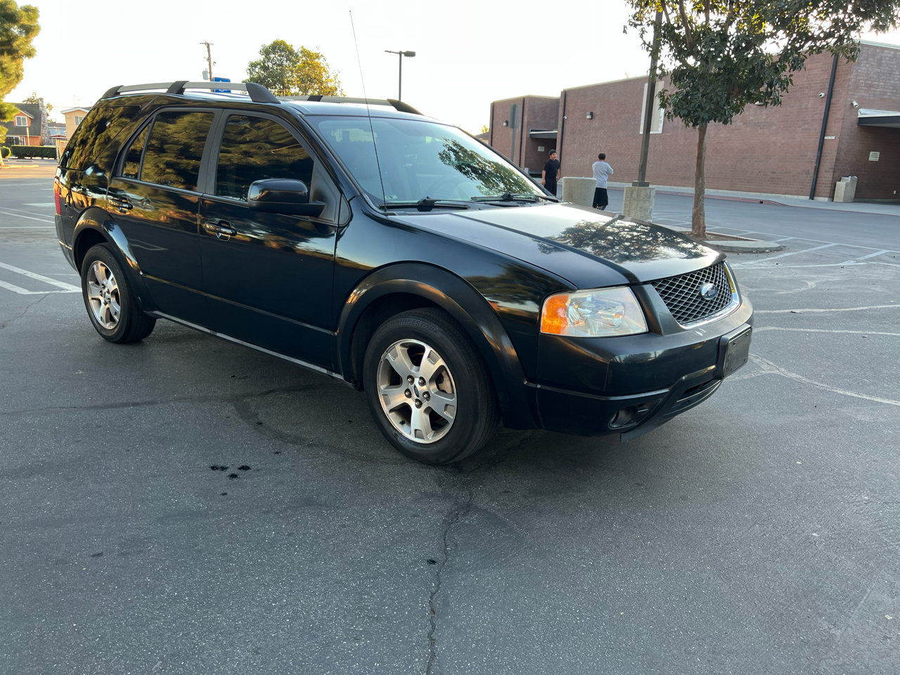 Used 2006 Ford Freestyle Limited image 3