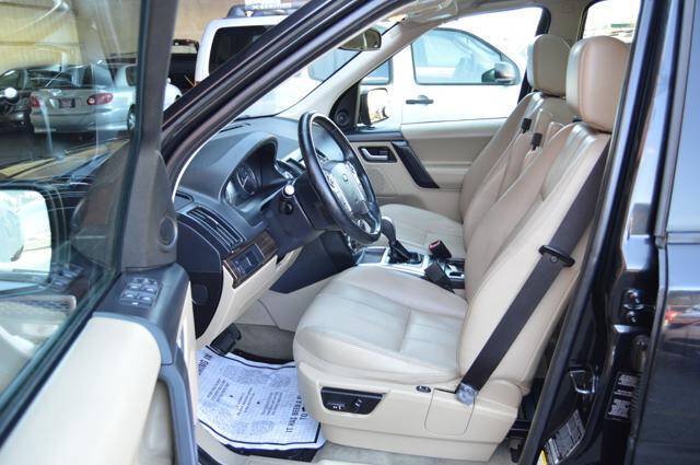 Used 2013 Land Rover LR2 HSE AWD/4WD image 46