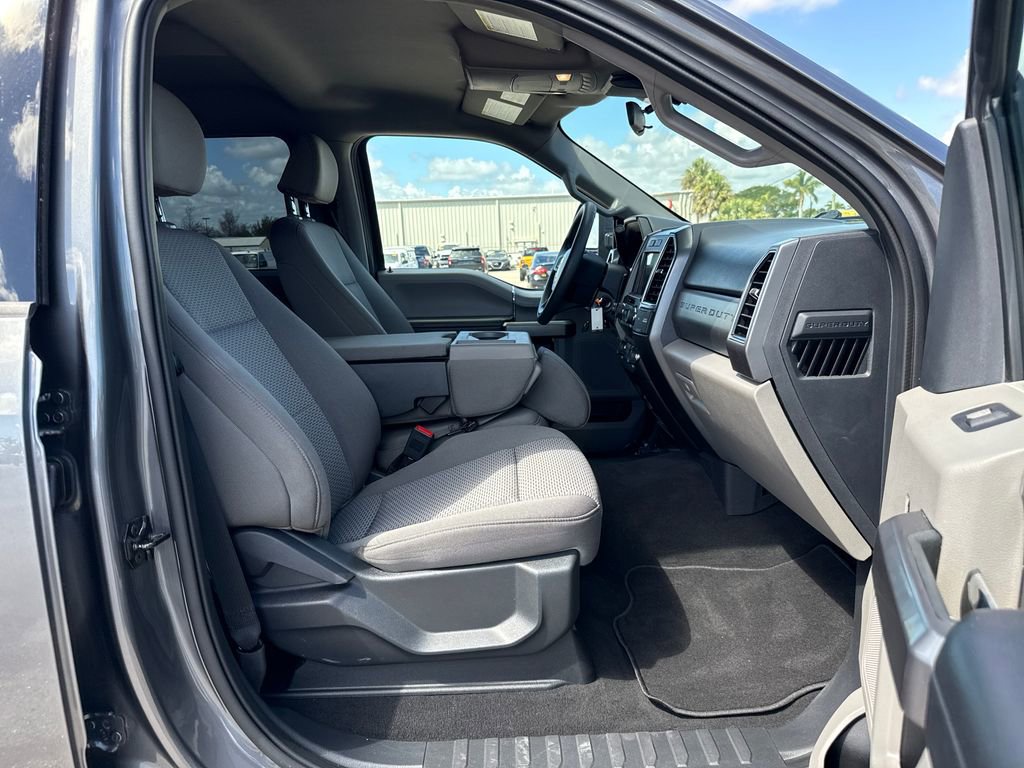 Certified 2022 Ford F250 XLT w/ Black Appearance Package image 26