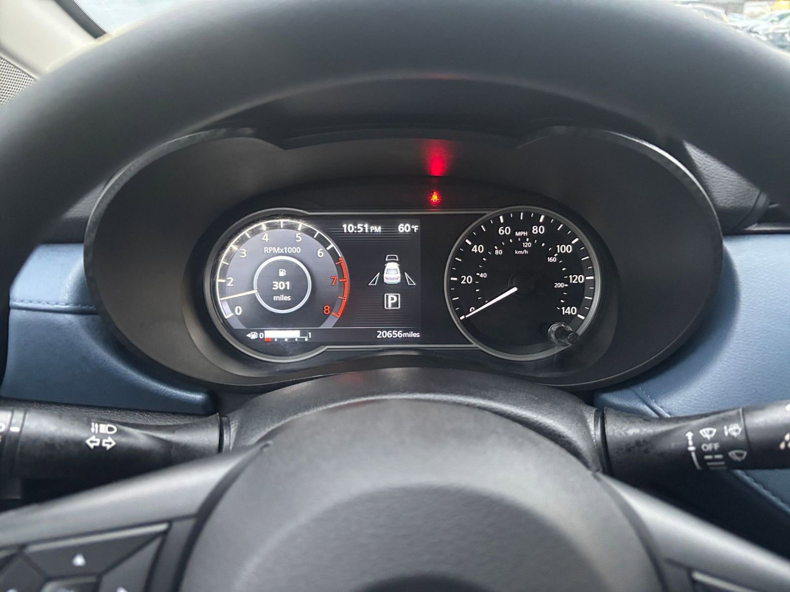 Used 2025 Nissan Versa SV image 38