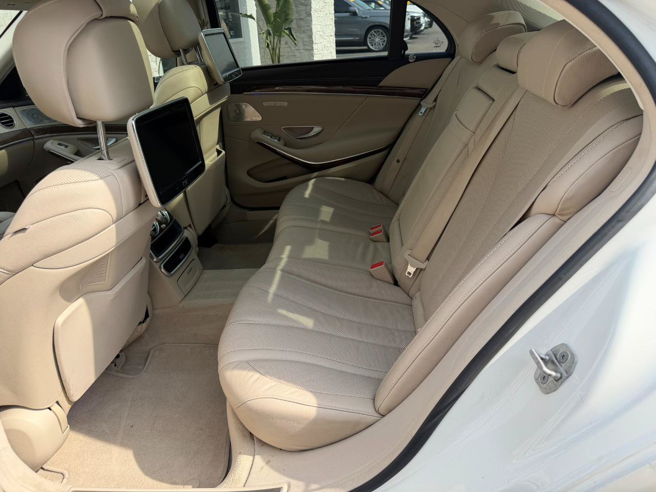 Used 2014 Mercedes-Benz S 550 Sedan image 39