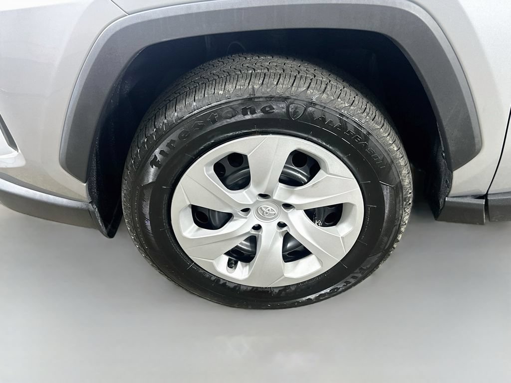 Used 2023 Toyota RAV4 LE AWD/4WD image 8