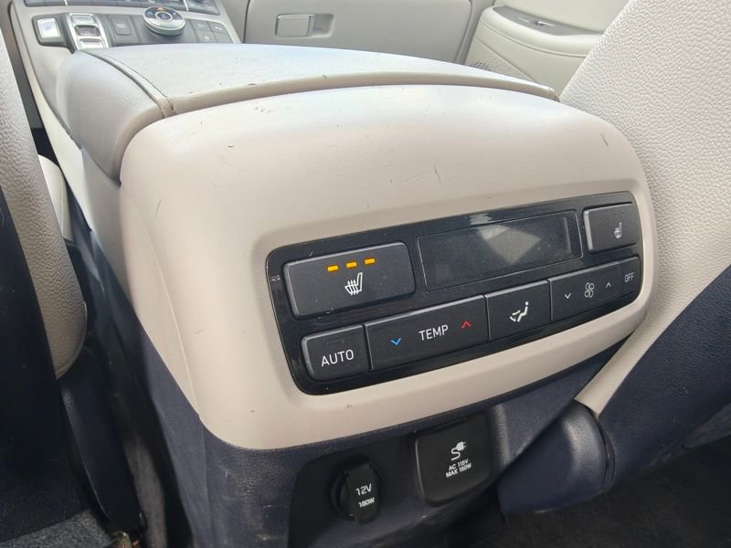 Used 2022 Hyundai Palisade SEL w/ Premium Package image 22