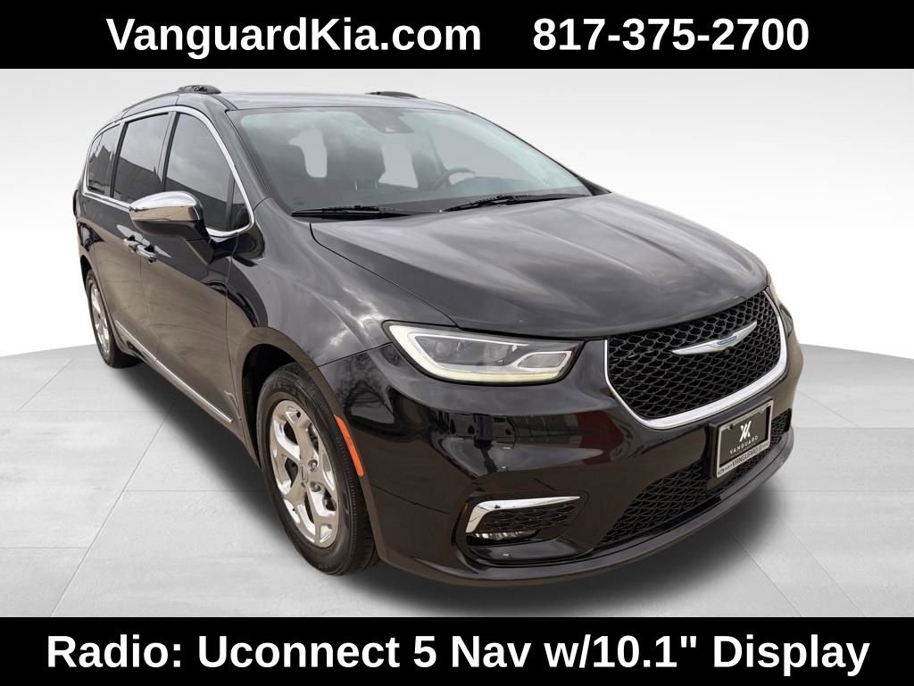 Used 2021 Chrysler Pacifica Limited w/ Uconnect Theater Family Group image 5