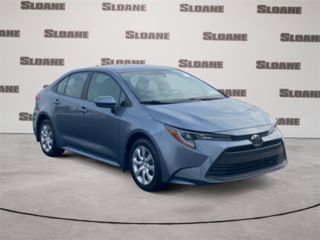 Used 2025 Toyota Corolla LE image 7