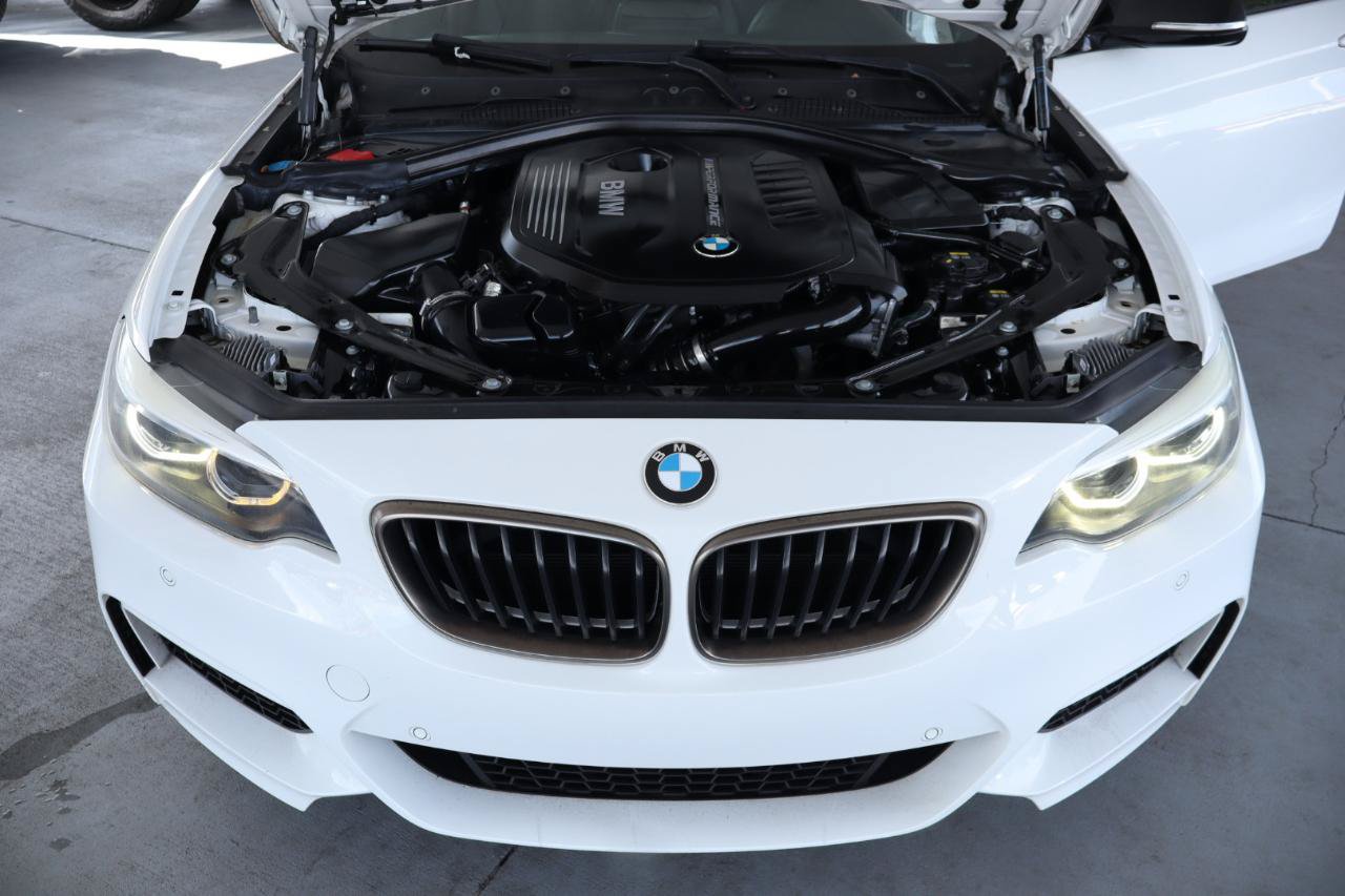 Used 2020 BMW M240i Convertible RWD image 33