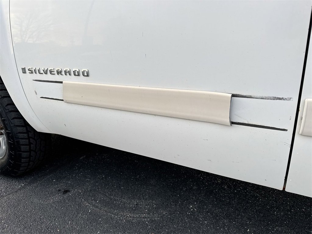 Used 2008 Chevrolet Silverado 1500 LT image 28