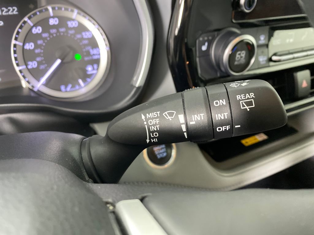 Certified 2024 Toyota Highlander XLE image 17