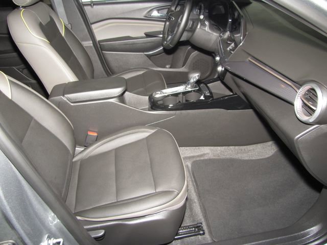 Used 2025 Chevrolet Trax ACTIV w/ Driver Confidence Package image 19