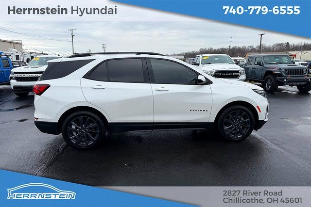 Used 2022 Chevrolet Equinox RS image 29
