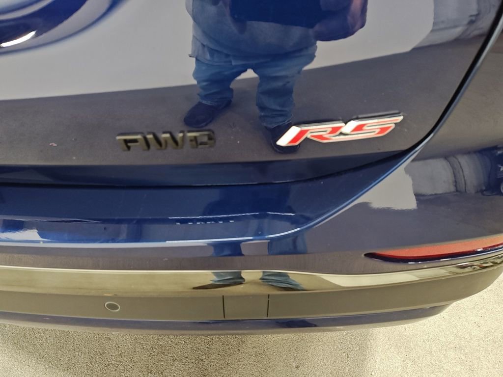 Used 2023 Chevrolet Equinox RS image 35