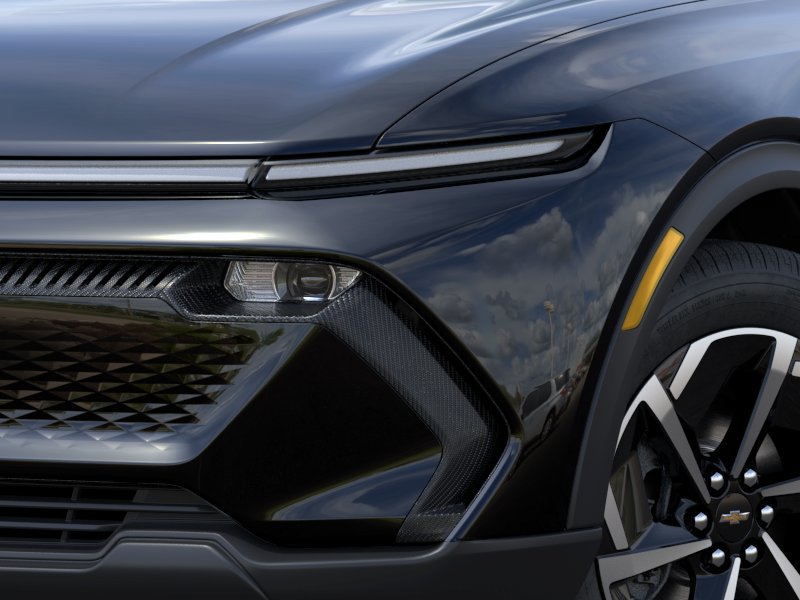 New 2026 Chevrolet Equinox EV LT AWD/4WD image 10