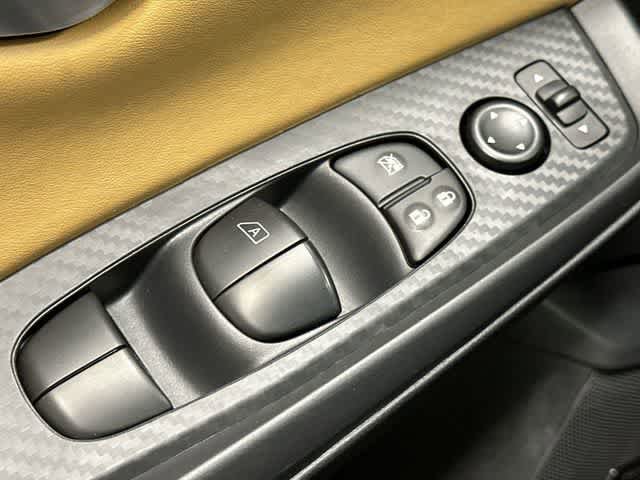Used 2025 Nissan Sentra SV w/ SV Premium Package FWD image 20