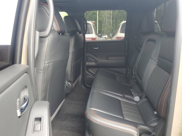 Used 2023 Nissan Frontier PRO-4X w/ Pro-4X Premium Package image 13