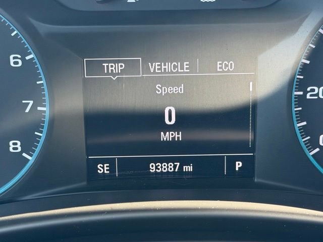 Used 2018 Chevrolet Equinox LT AWD/4WD image 28