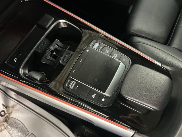 Used 2022 Mercedes-Benz GLB 250 4MATIC image 22